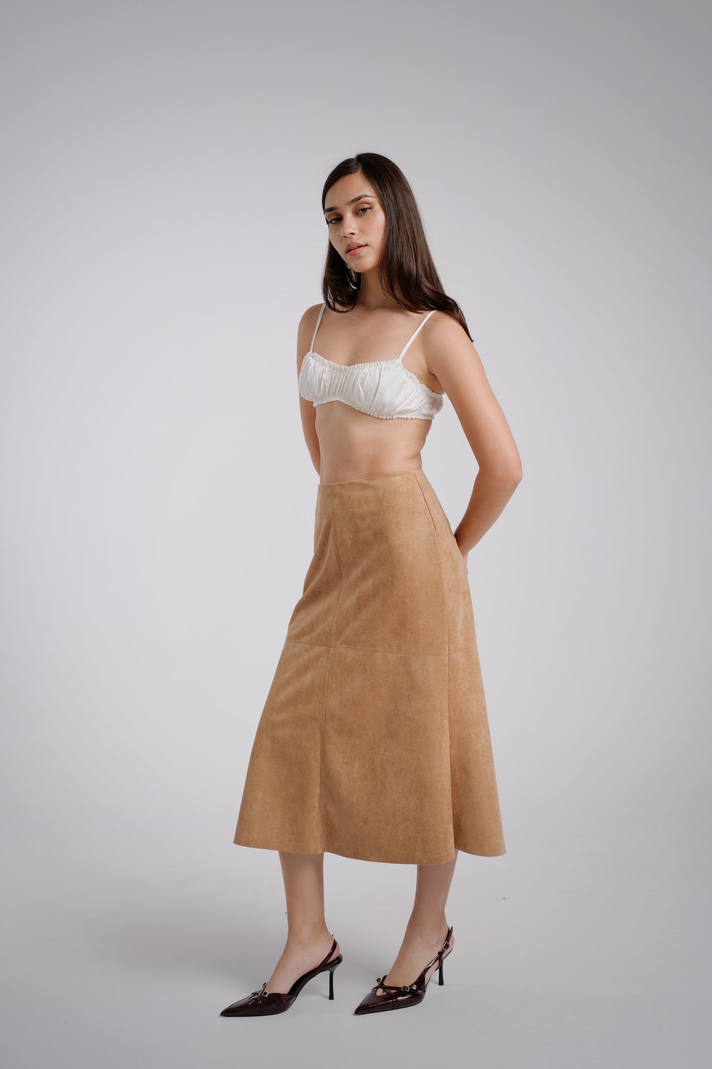 Falda de ante midi beige
