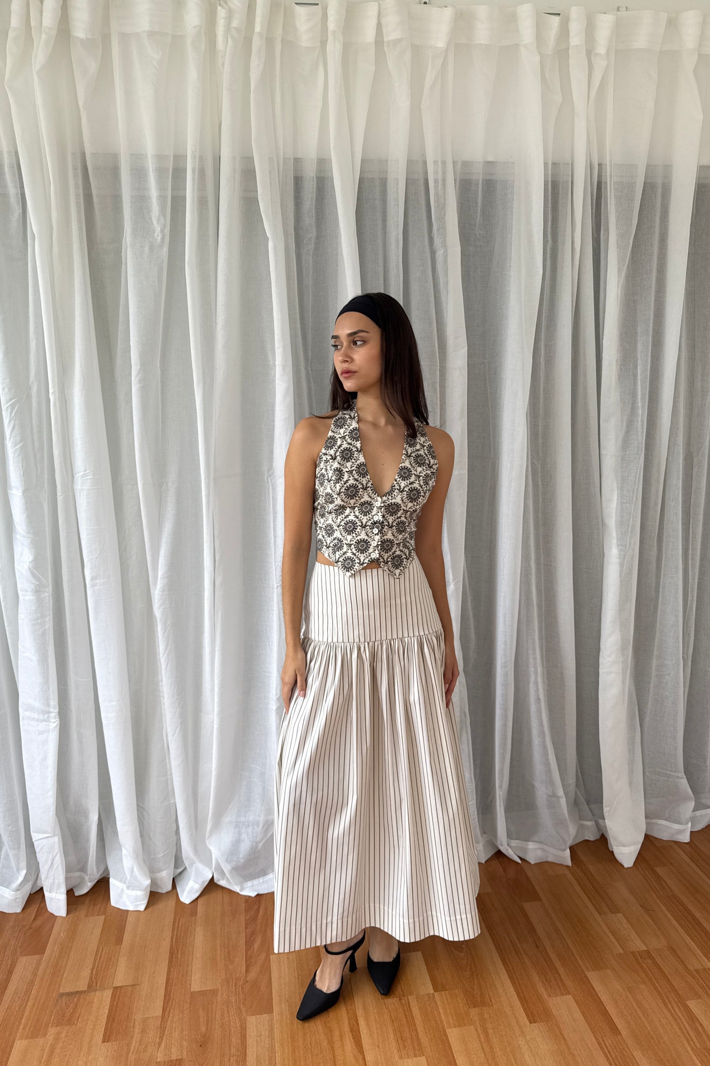 Falda marie crema