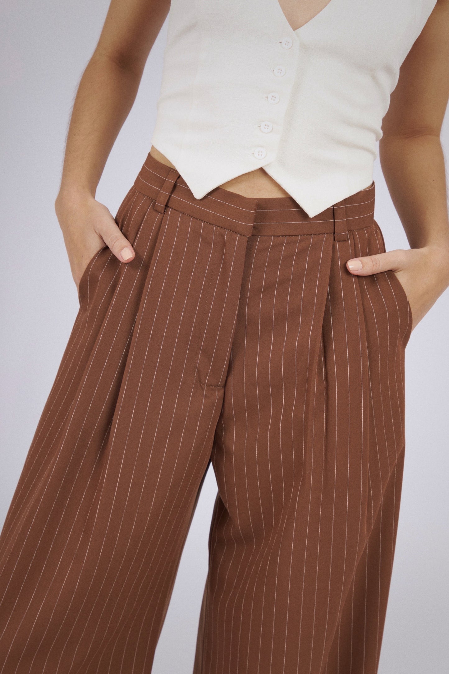 Pantalón de sastre rayas marron