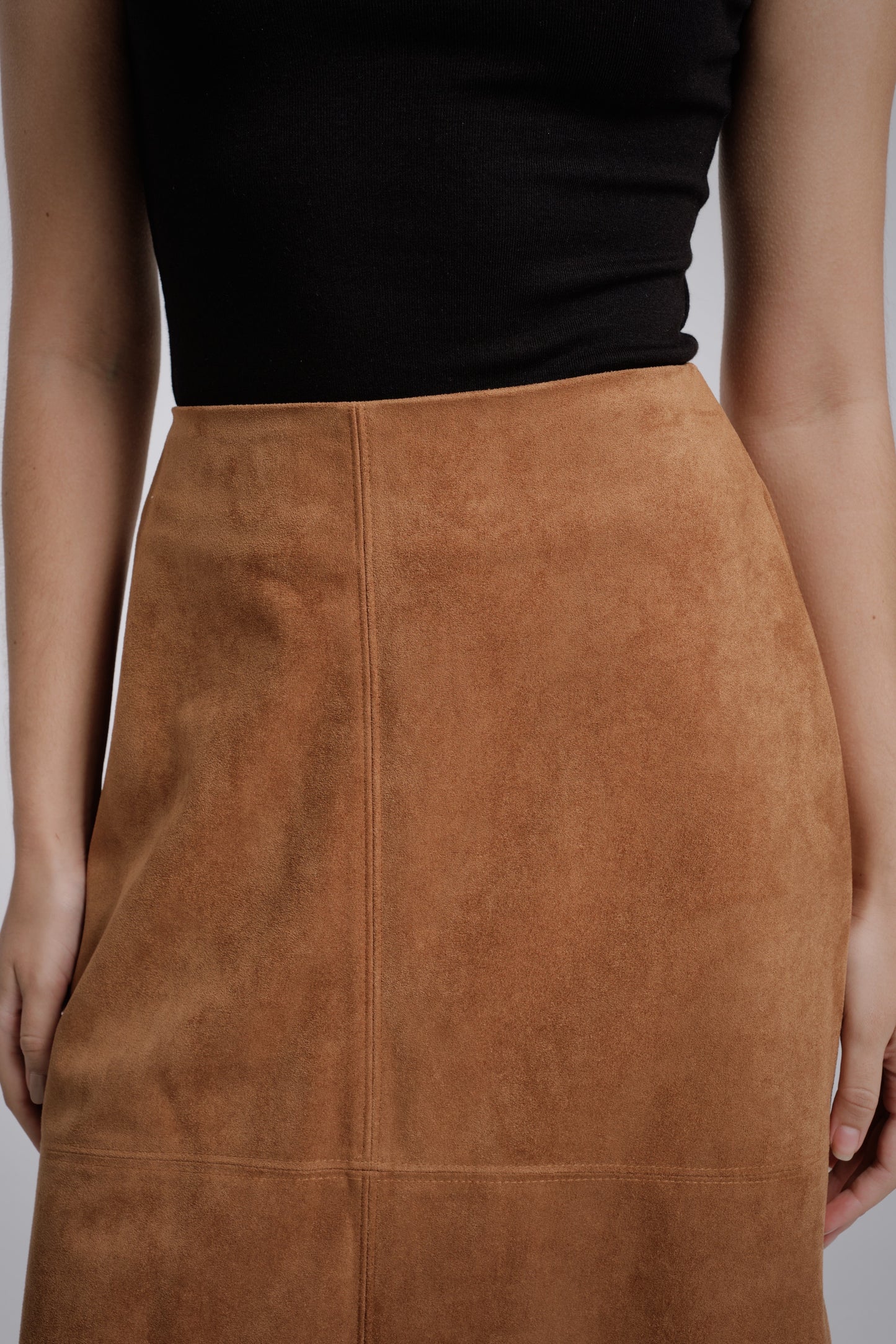 Falda de ante midi camell