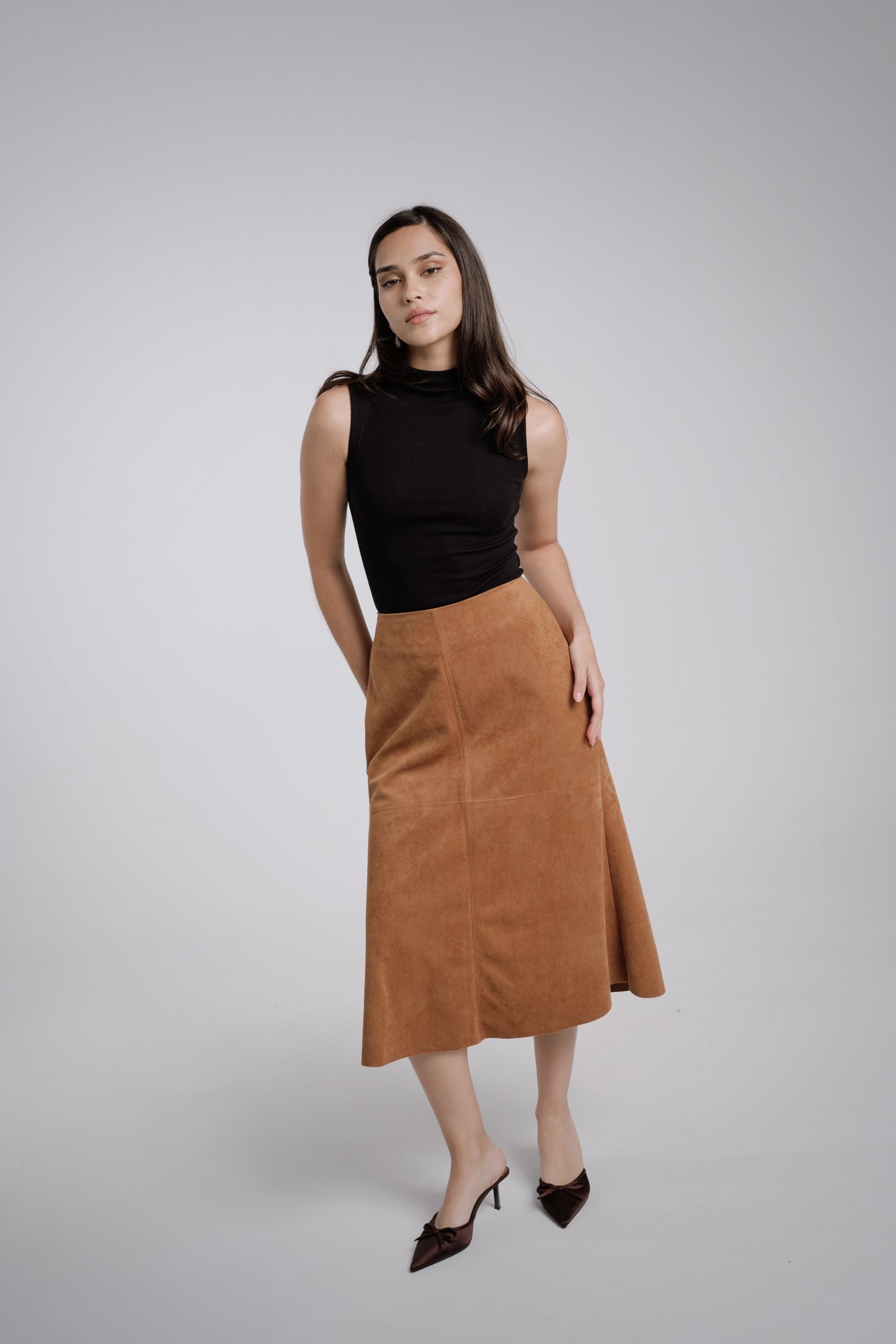 Falda de ante midi camell