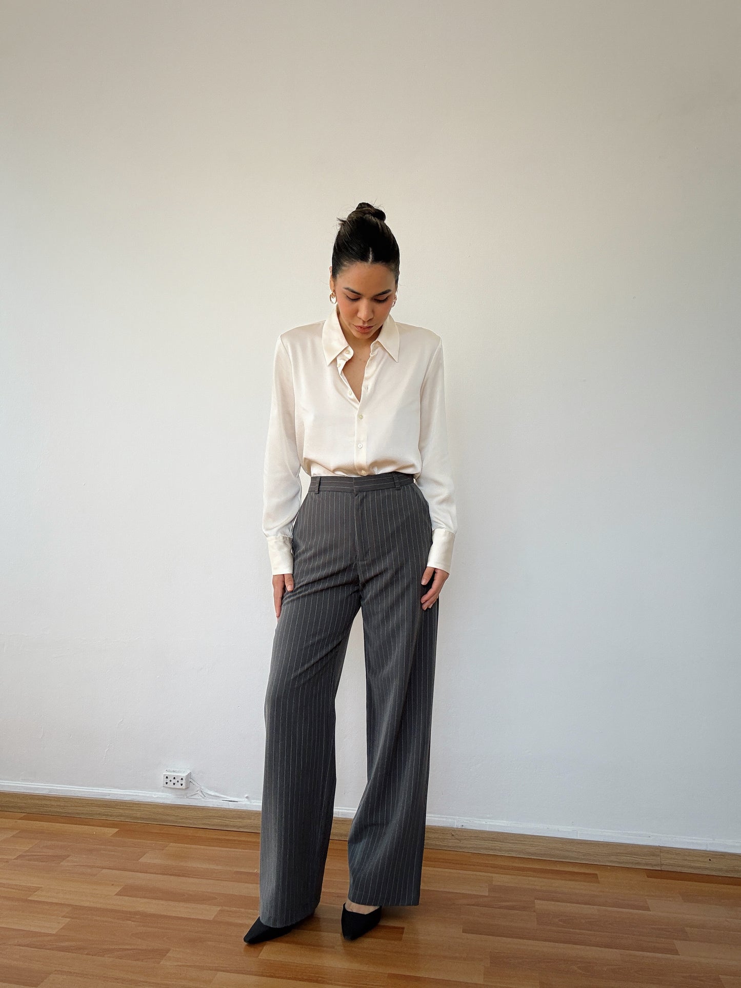 Pantalón clásico rayas grafito