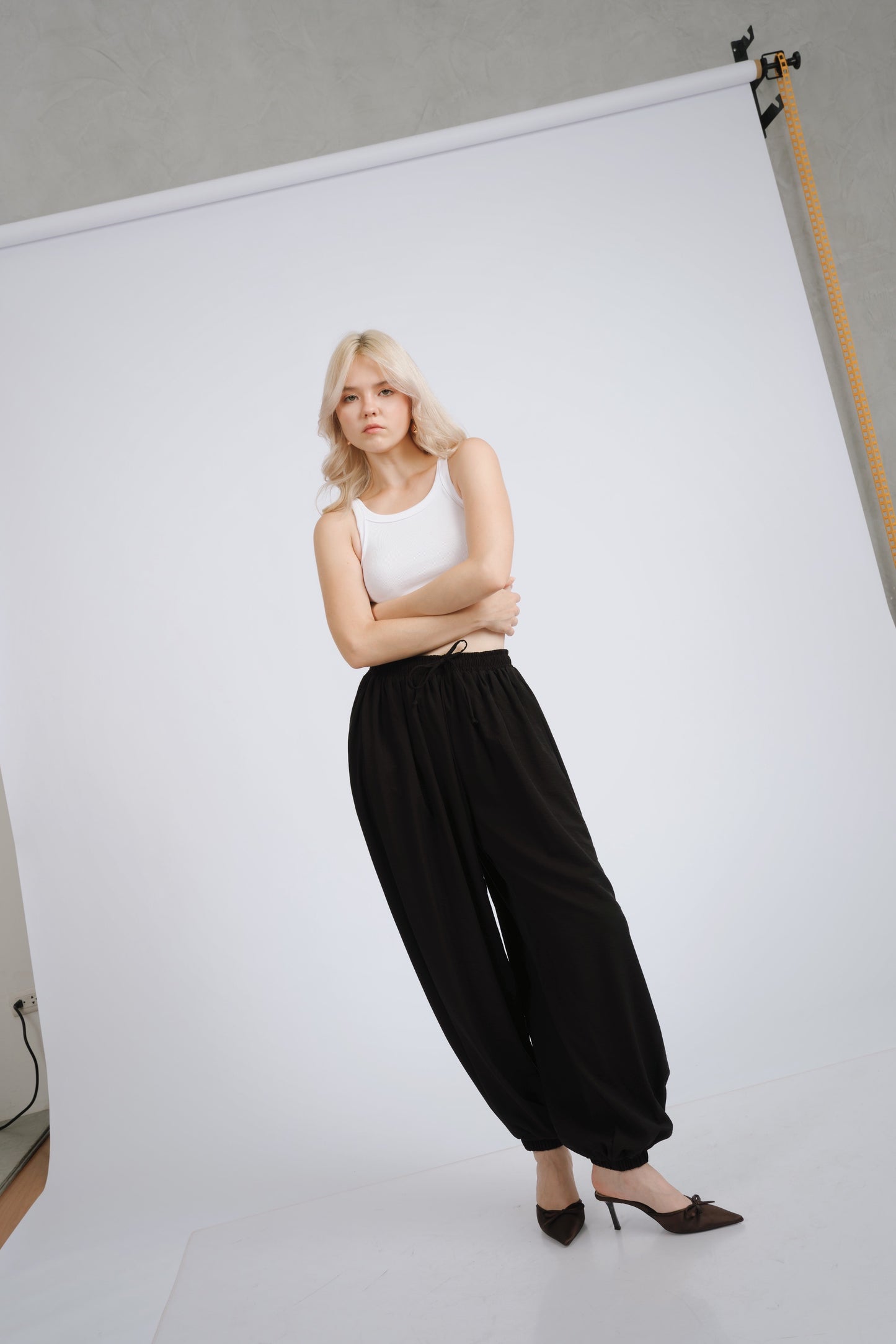 Pantalón globo negro