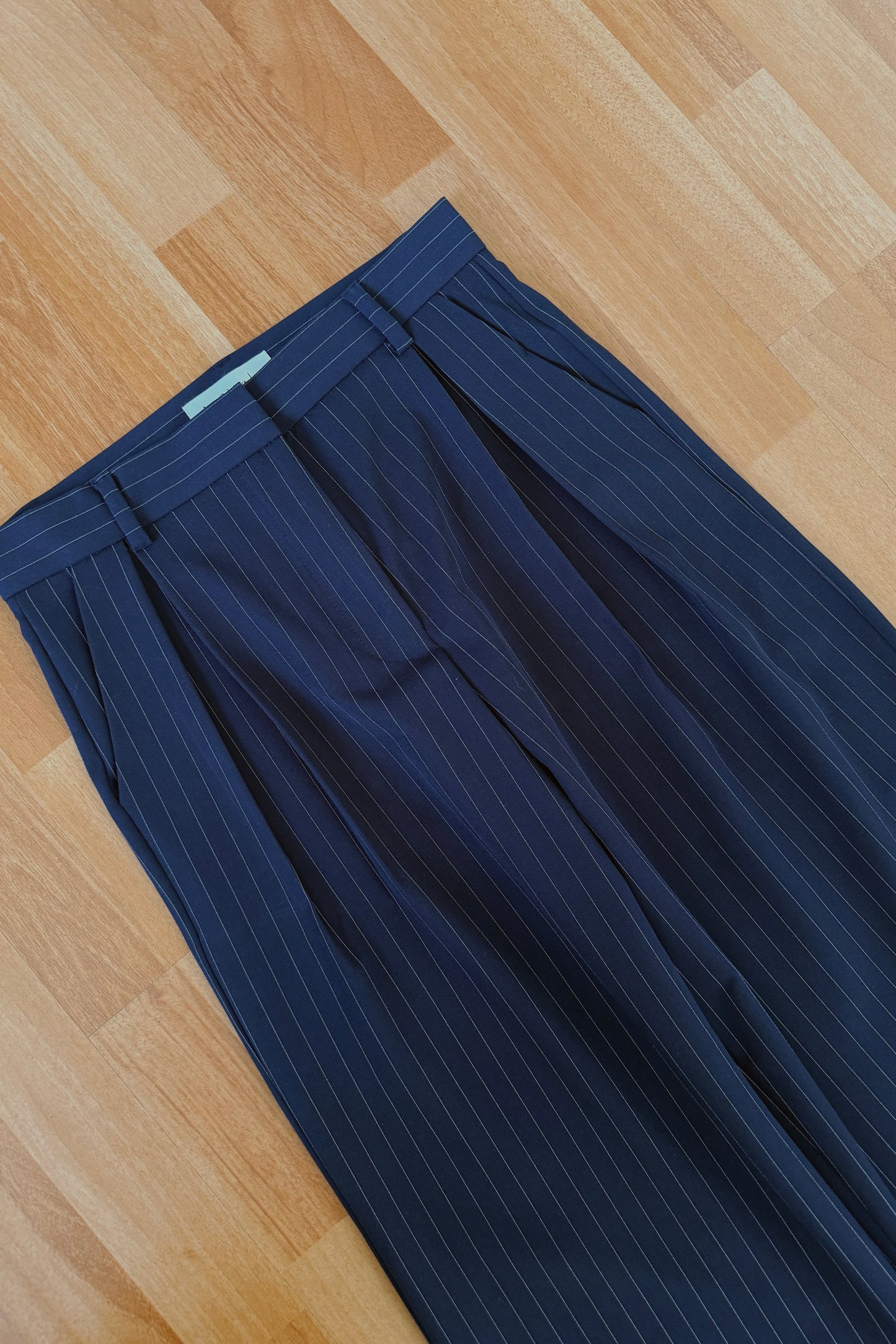 Pantalón de rayas azul