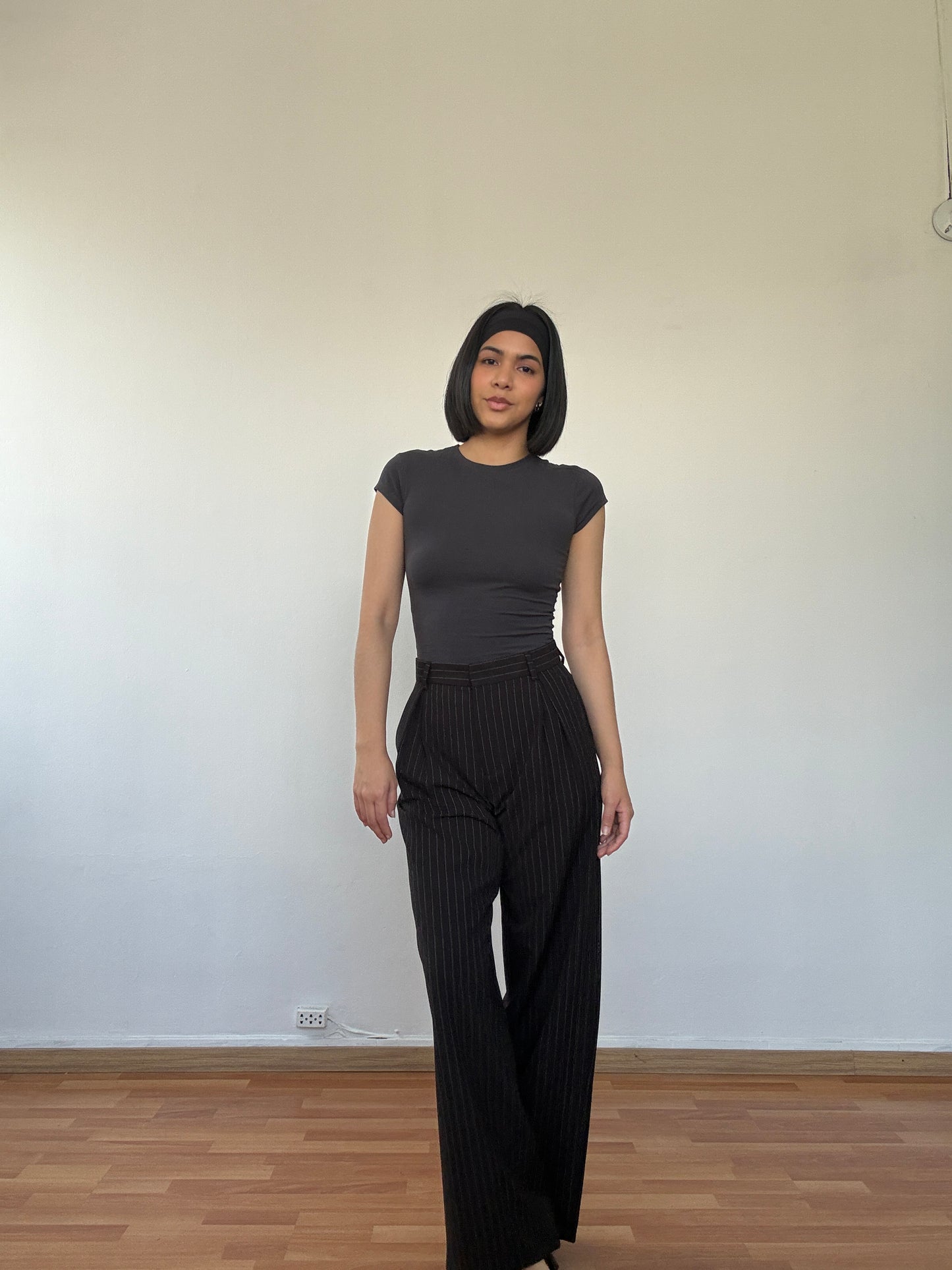 Pantalón de rayas negro