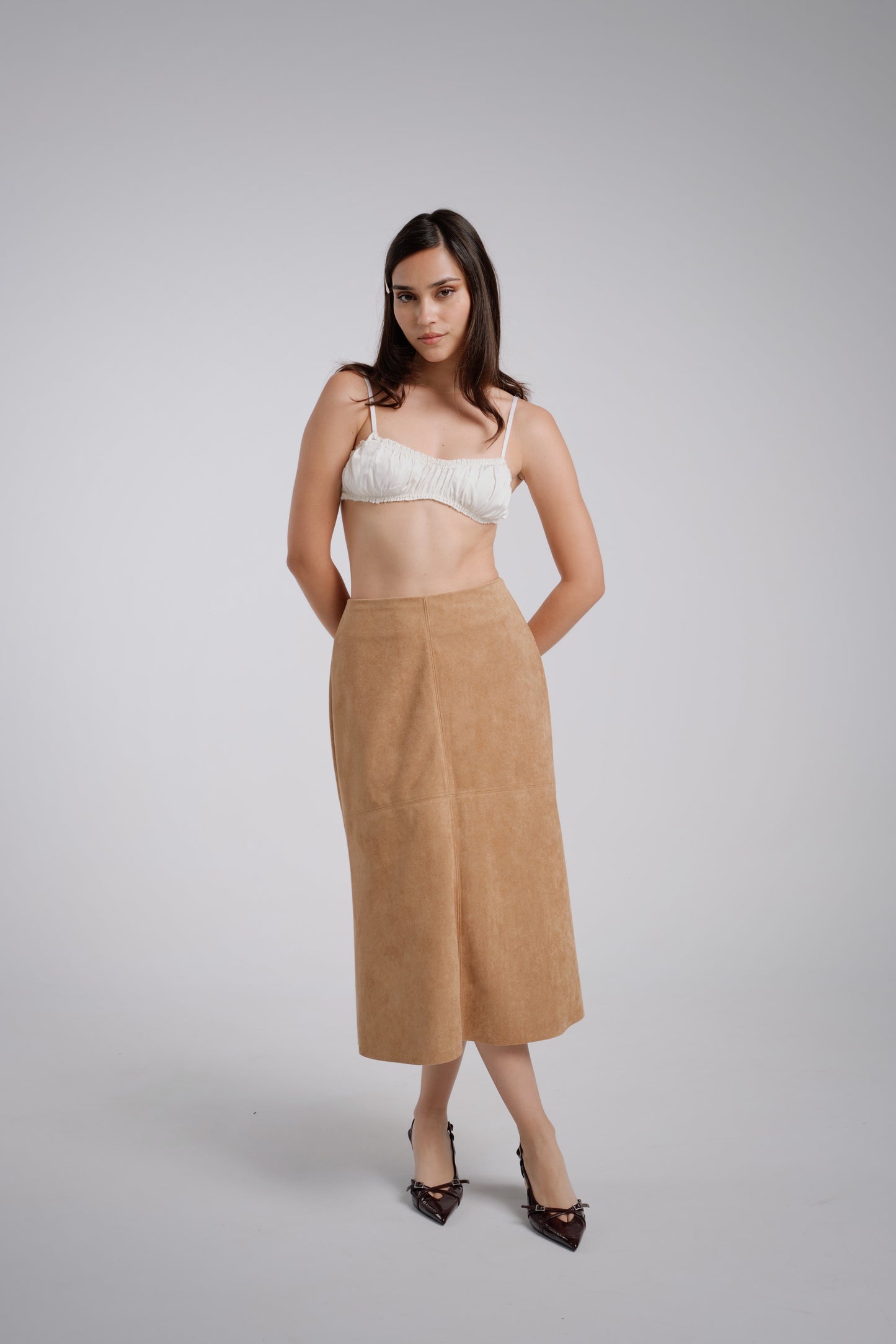 Falda de ante midi beige