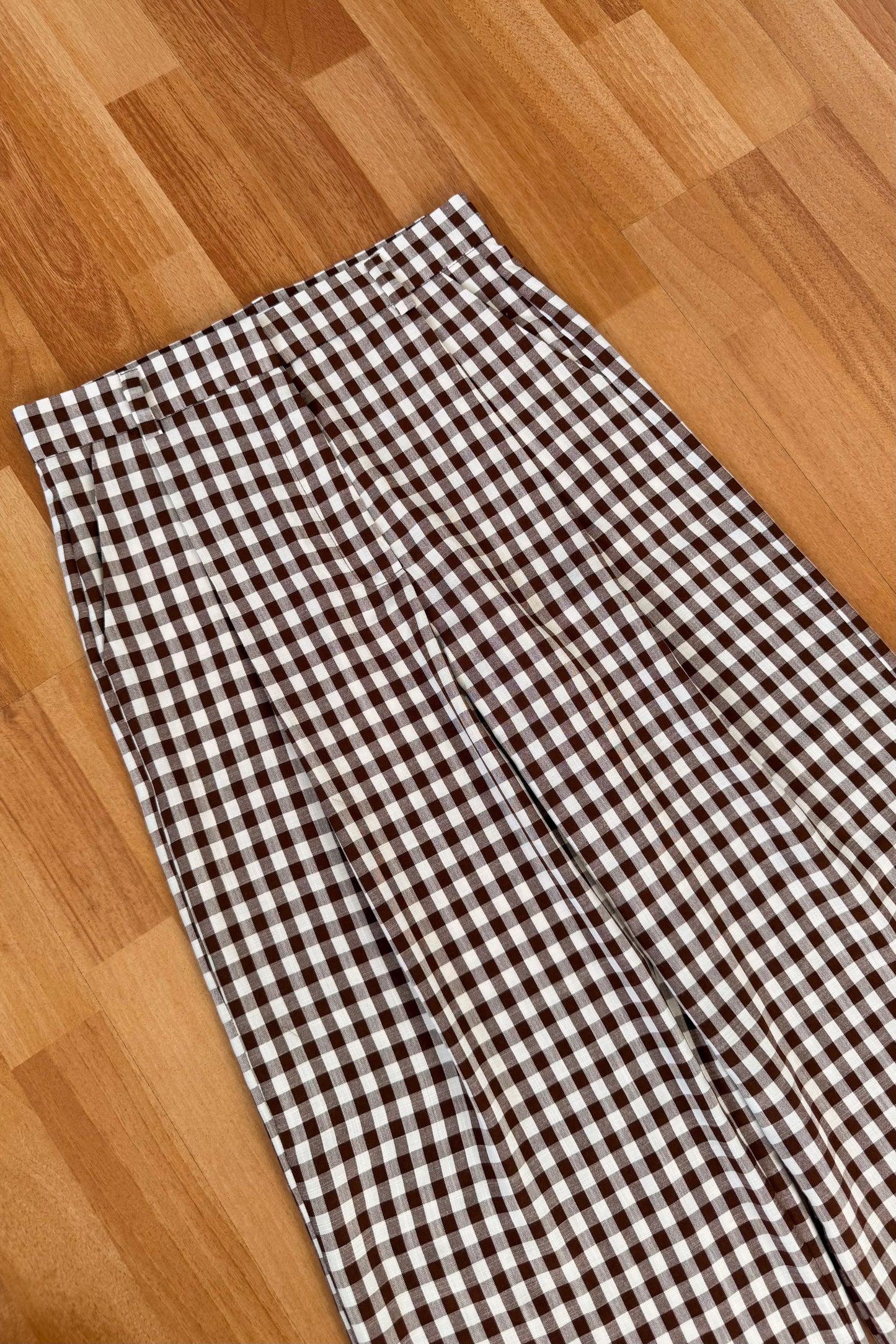 Pantalón vichy marrón