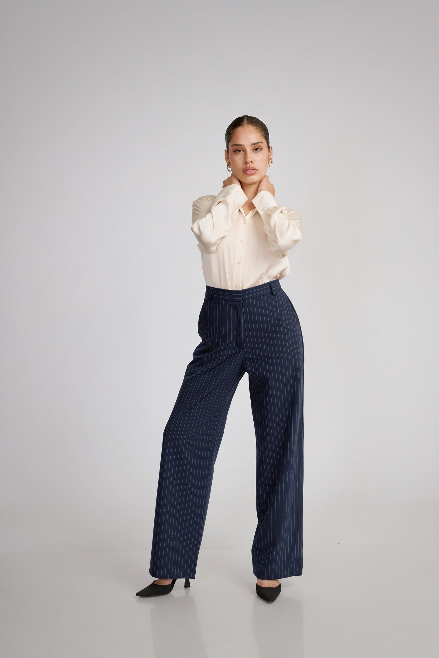 Pantalón clásico rayas azul marino