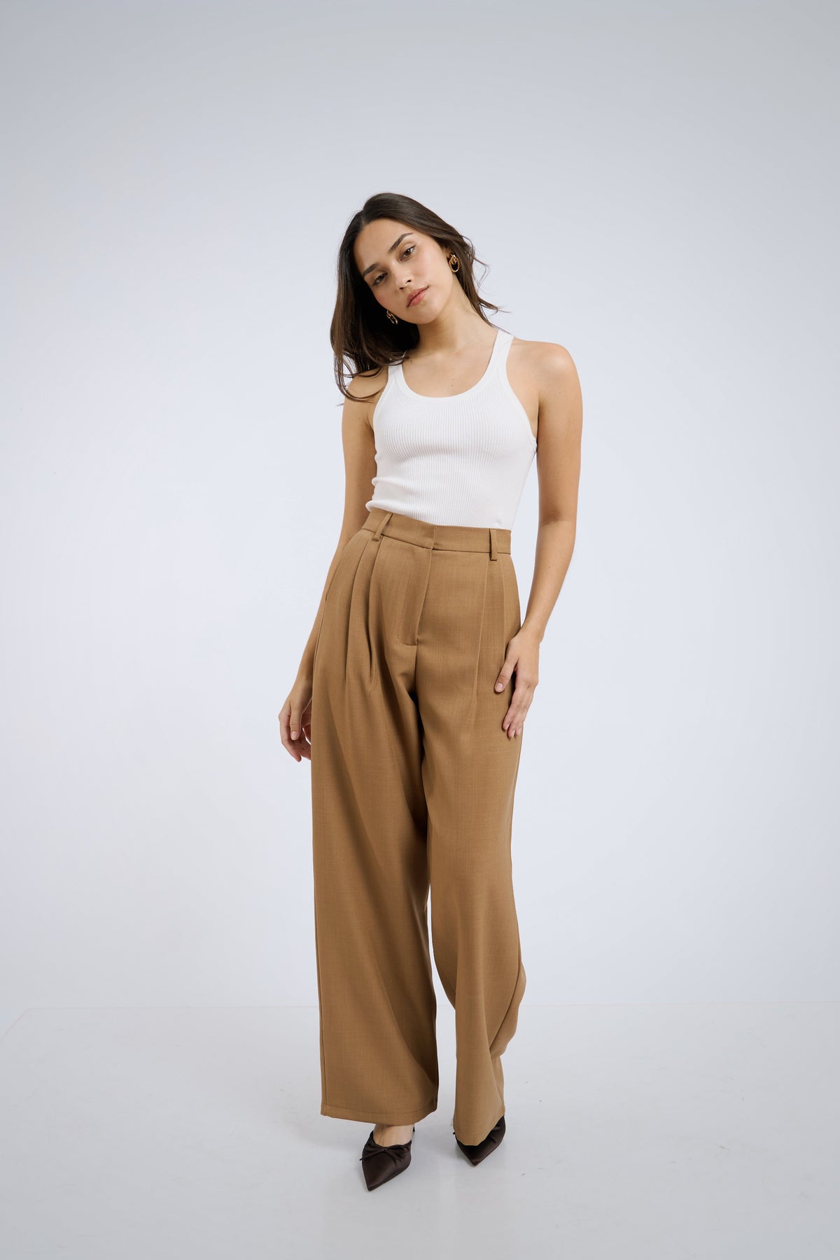 Pantalón de sastre camell