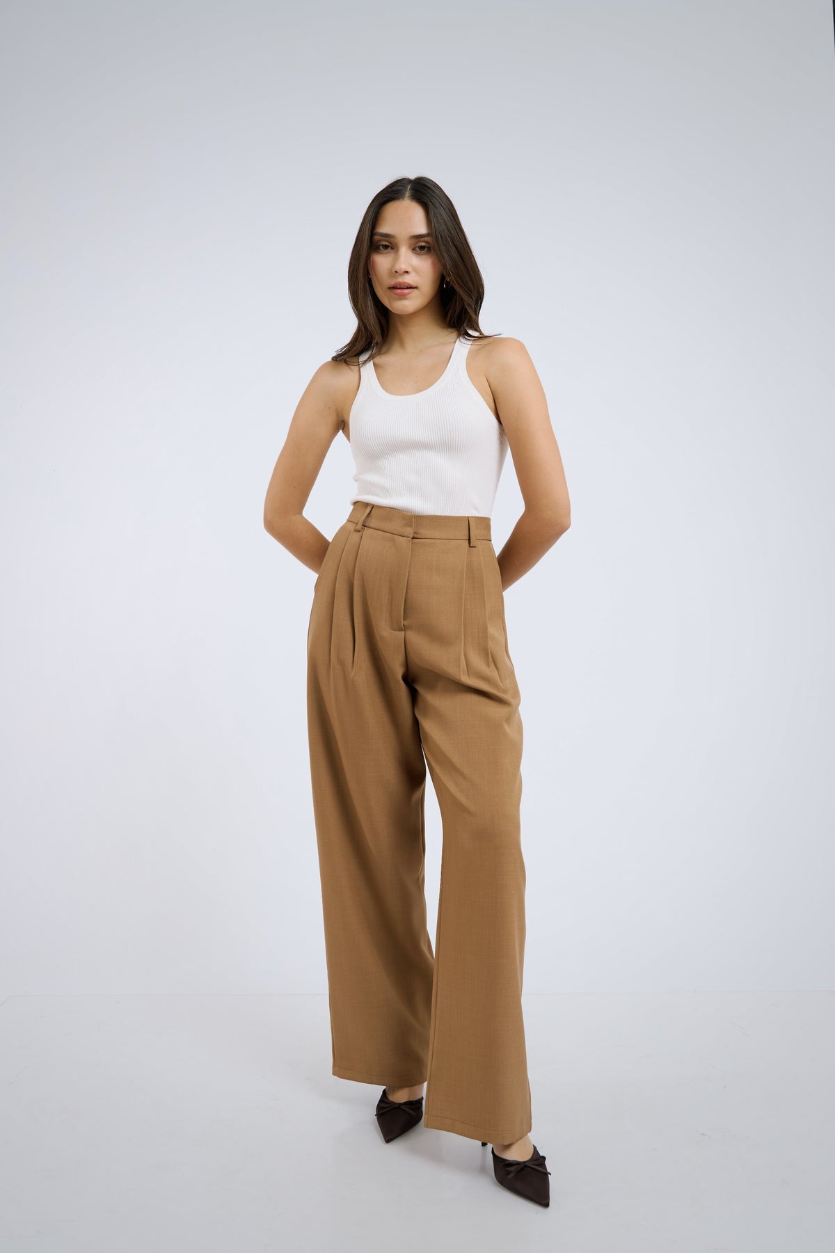 Pantalón de sastre camell