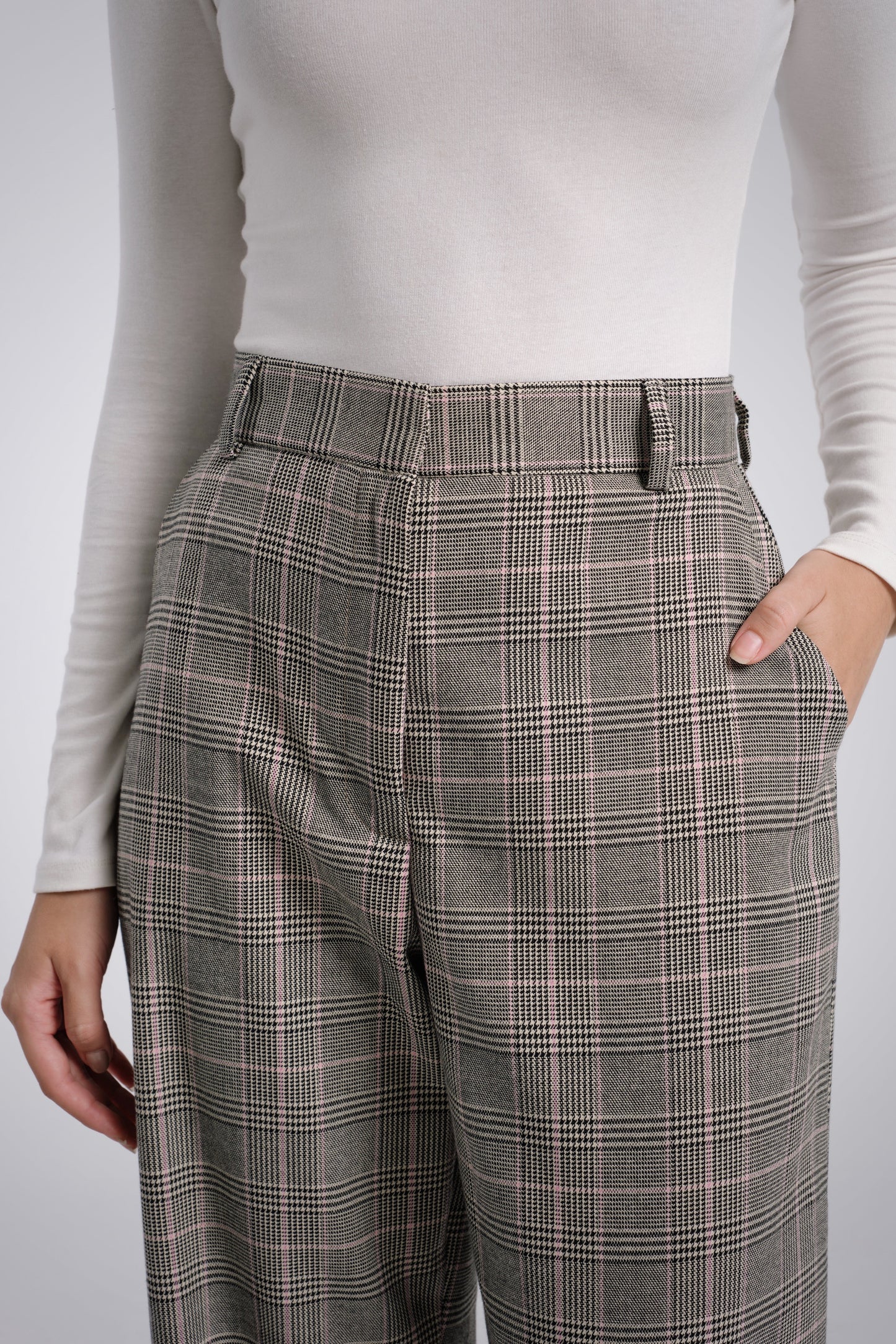 Pantalón clásico cuadros rosa